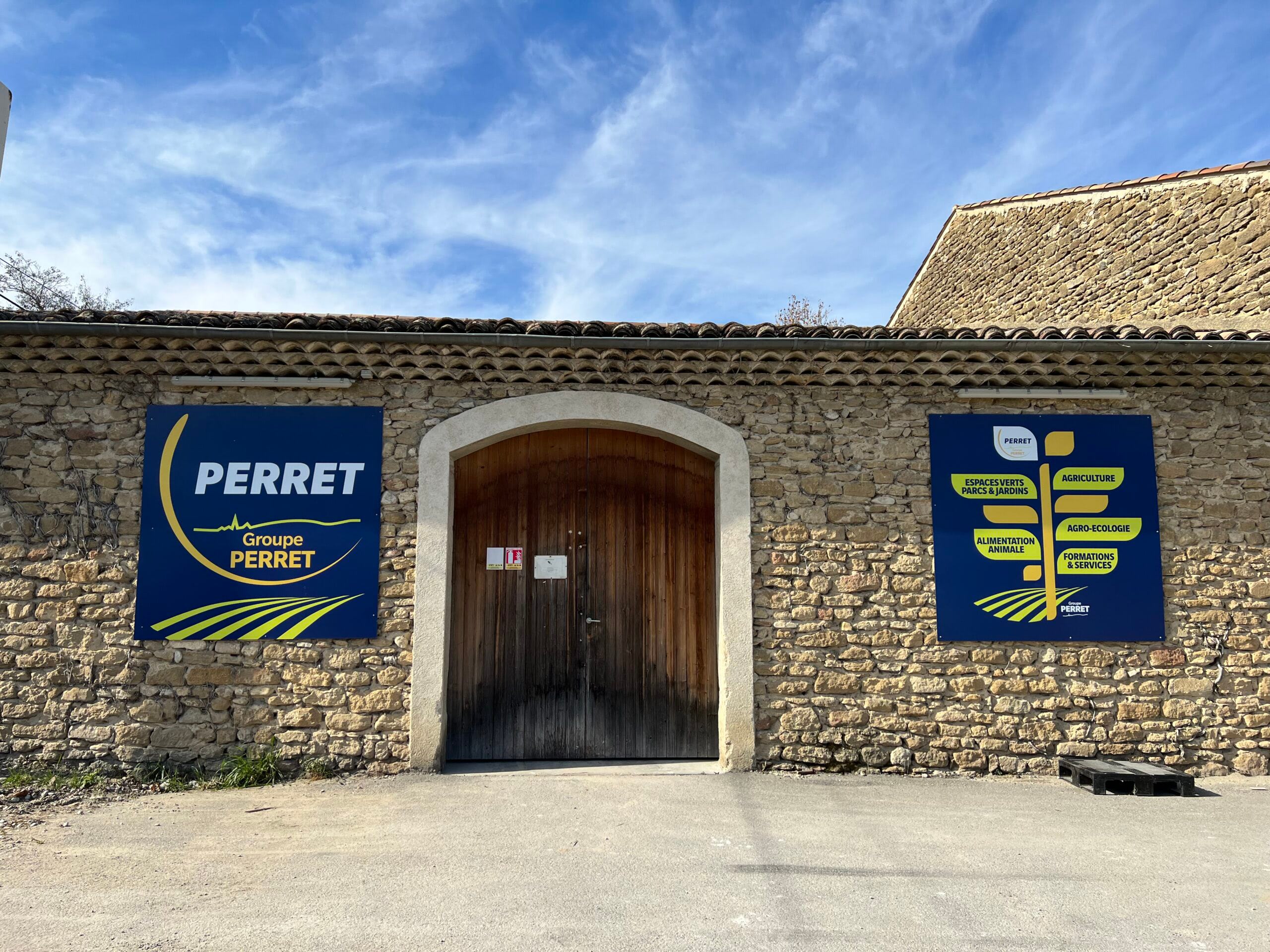 Chabrillan est le siège social de Perret Rhône Alpes