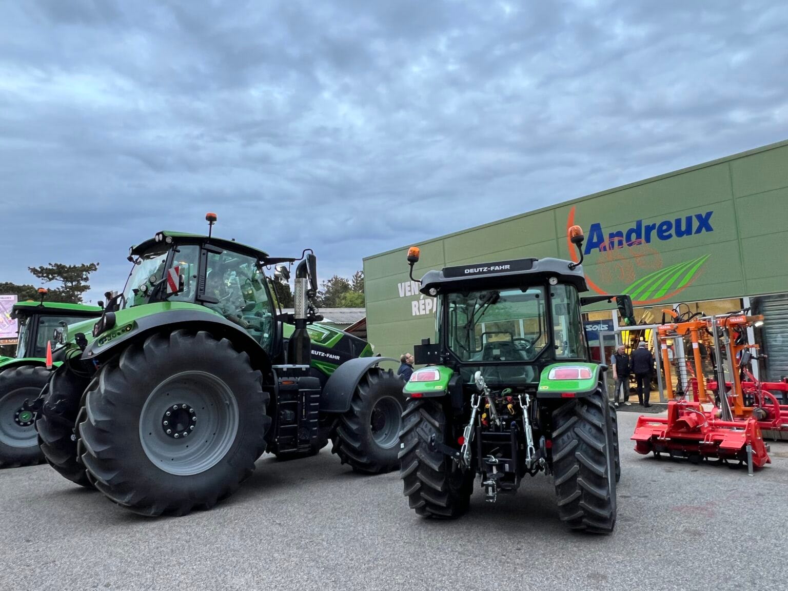 Andreux distribue les tracteurs Deutz Farh depuis le 25 avril 2024